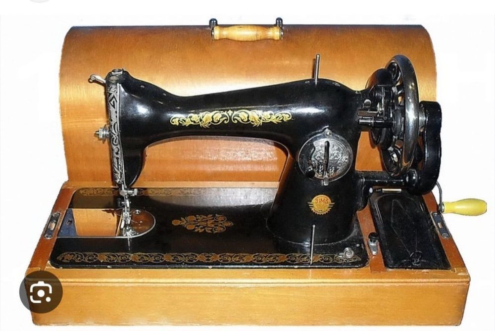 Продам швейную машинку