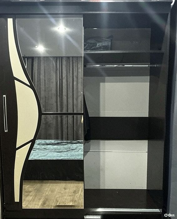 Шкаф-купе для вещей