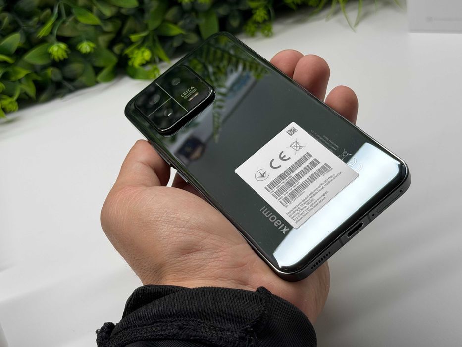 ! КаТо НоВ ! Xiaomi 13 256GB Black Гаранция