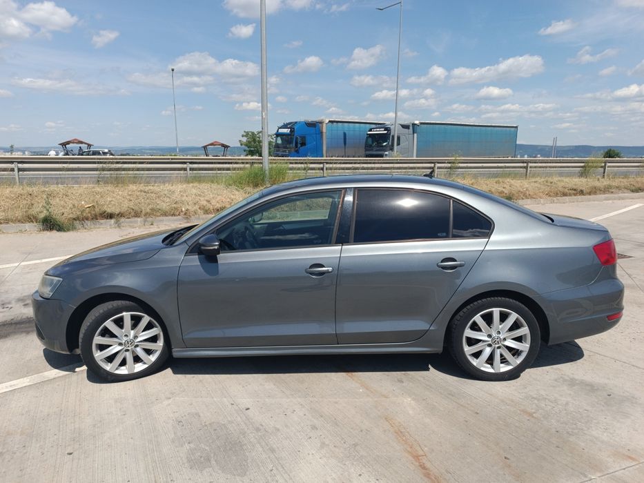 VOLKSWAGEN Jetta 2014 — imagine 3