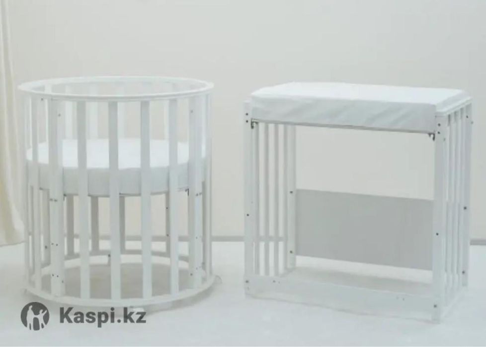 Белая детская кровать люлька