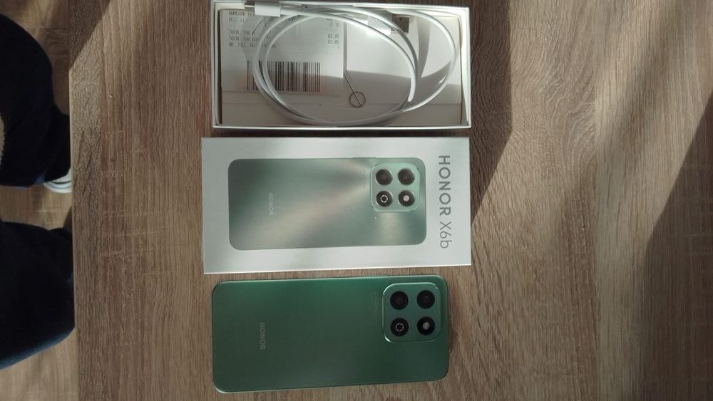 Honour x6b nou la cutie, bon.