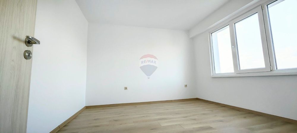 Продава се Тристаен апартамент в Варна, Владислав Варненчик - 61 кв.м за 1069 €/кв.м - Снимка #7