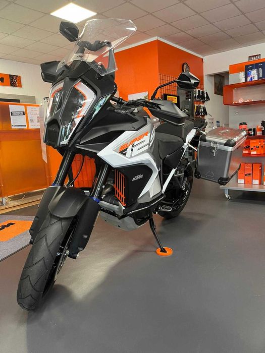 2023 KTM 1290S,All package Cutii Touratech + tank top. 14300 Euro