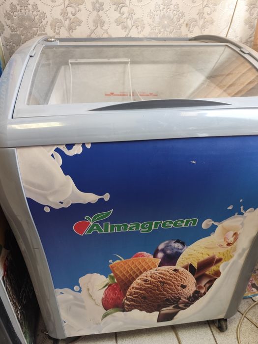 Морозильник для магазина
