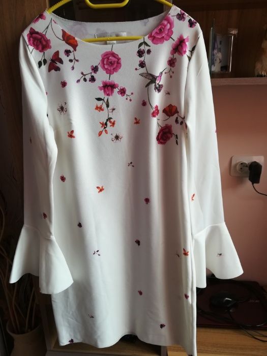 Дамска рокля