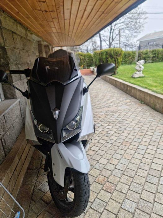 Yamaha t-max 530