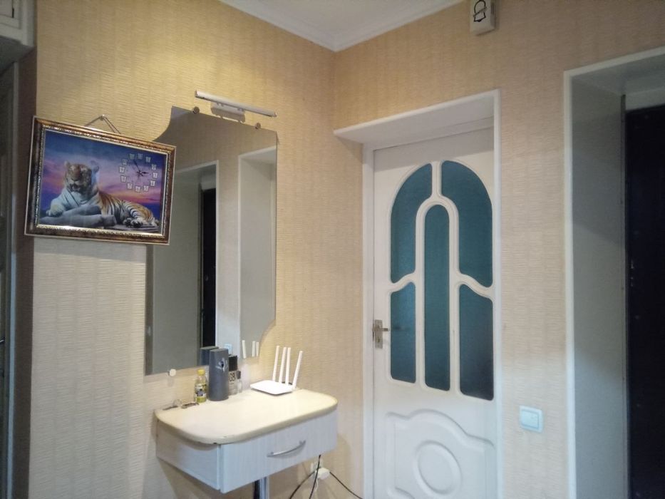 Срочно продам 3/1/4 кирпич Асалобод 2