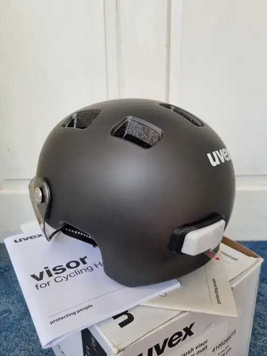 Casca bicicleta Uvex Rush visor noua