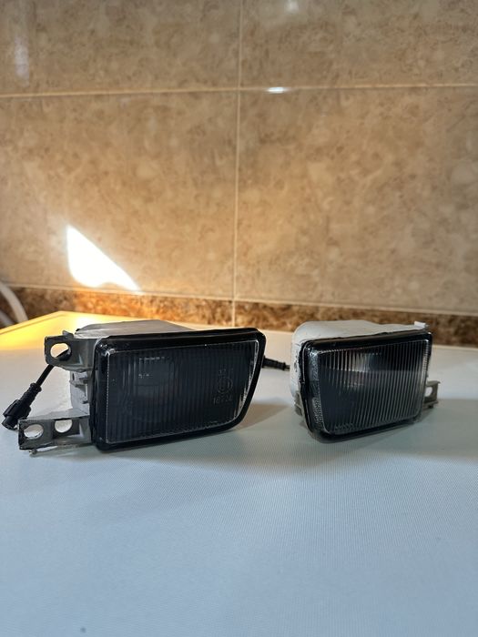 Продам туманники Гольф 3 BI-LED