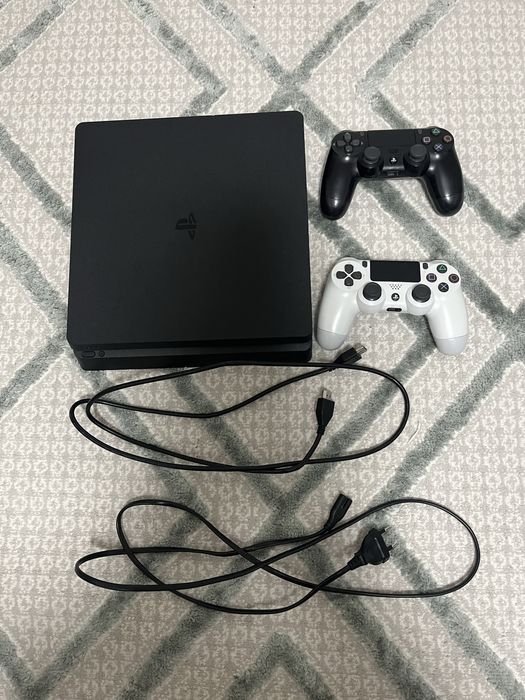 Sony PlayStation 4 Slim 1TB