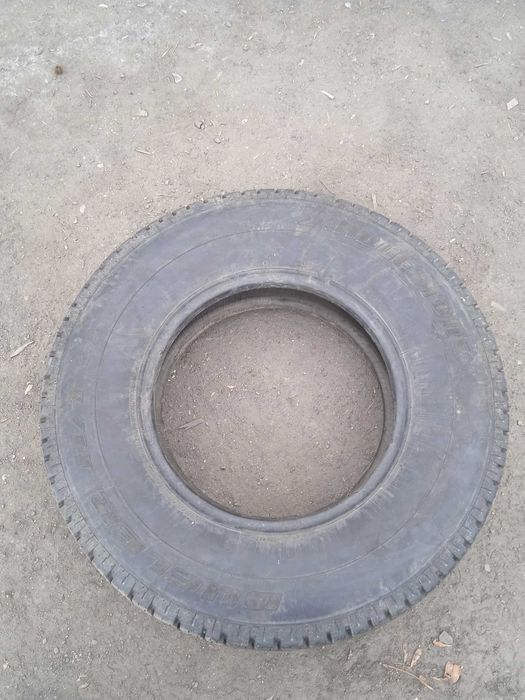 Bridgestone 235/80R16