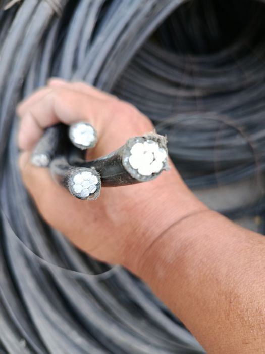 Продам кабель б/у