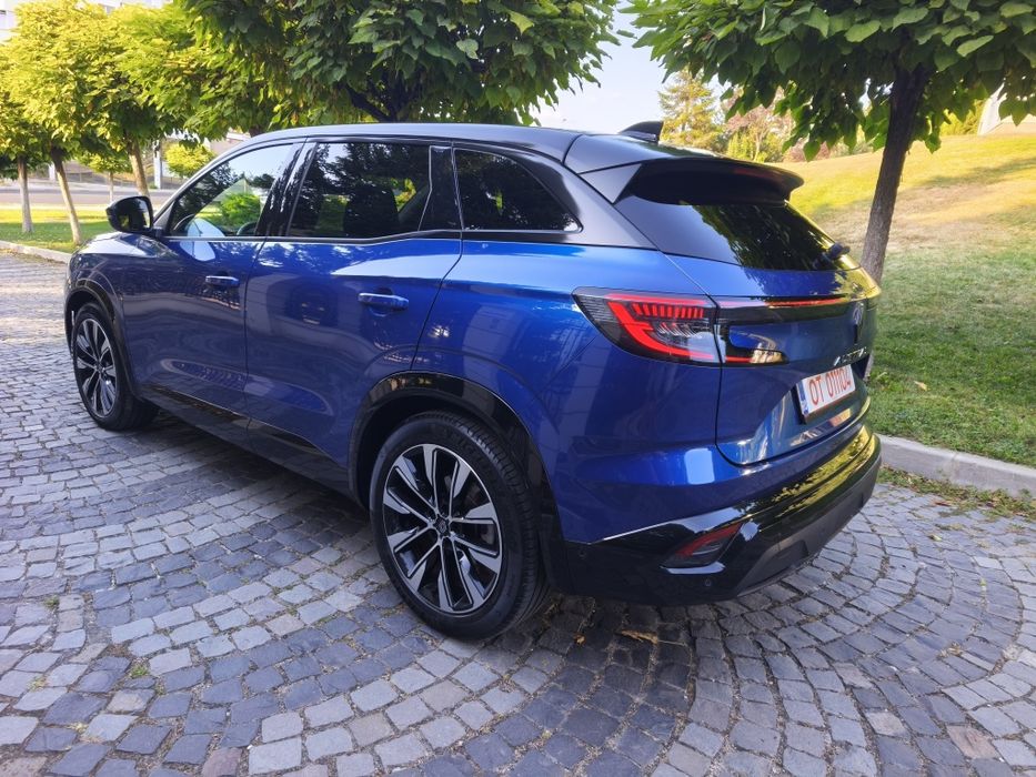 RENAULT  2023 — imagine 5