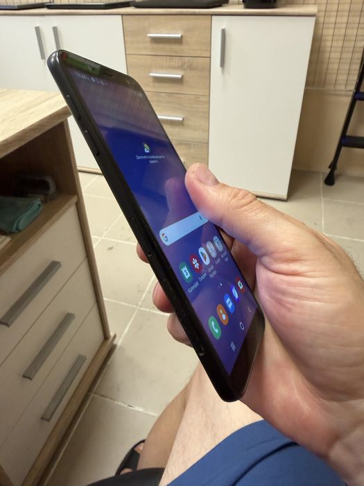 Samsung Galaxy J6 2/32gb