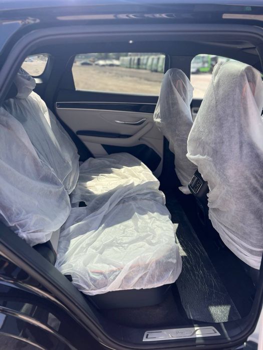 Song Plus Flagship 2023 Qora,Oq,Mo’kriy