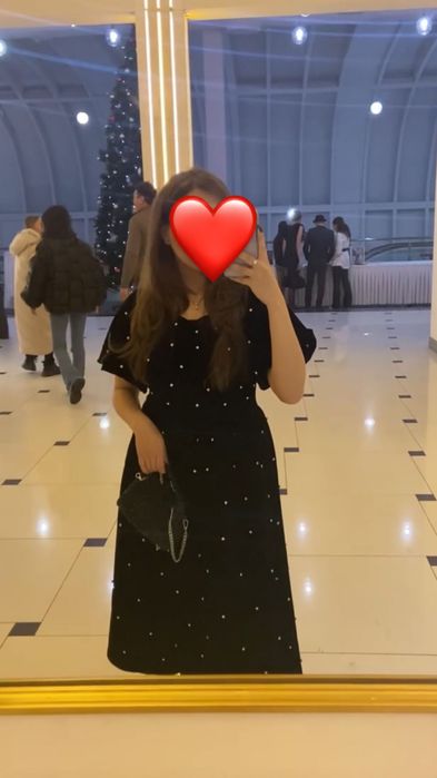 Продаю вечернее бархатное платье!