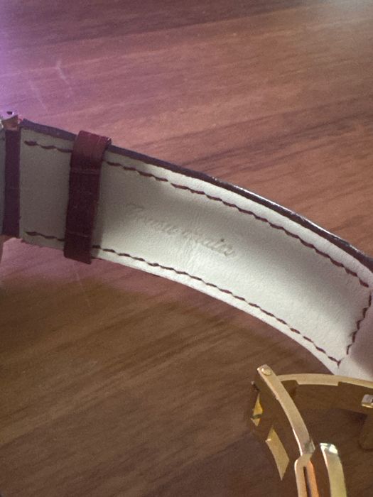 Apple wrist bracelet
