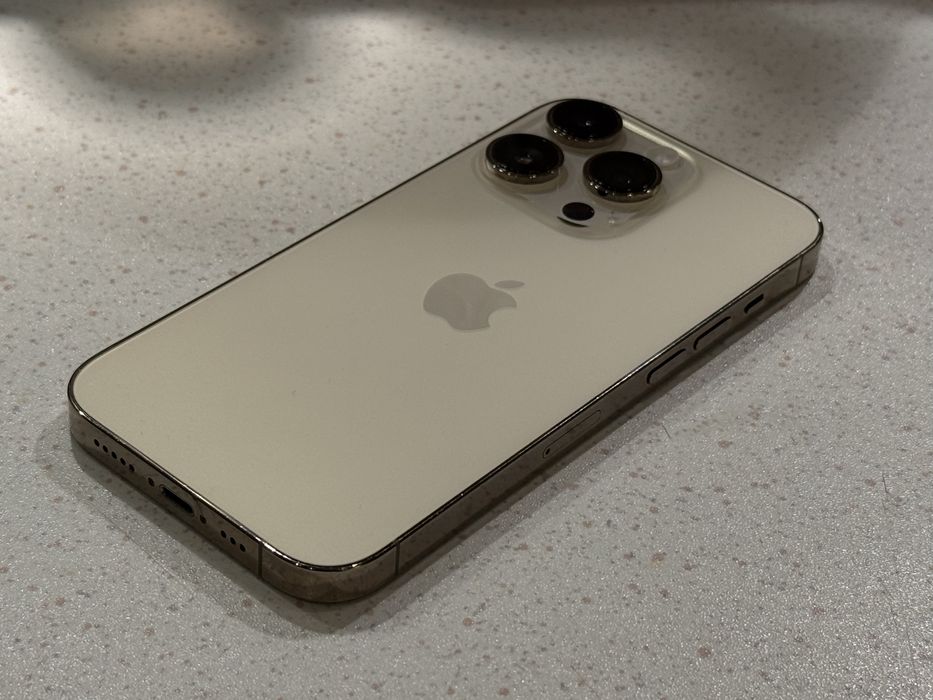 iPhone 14 Pro 256GB Gold – Отличен, 100% Батерия.