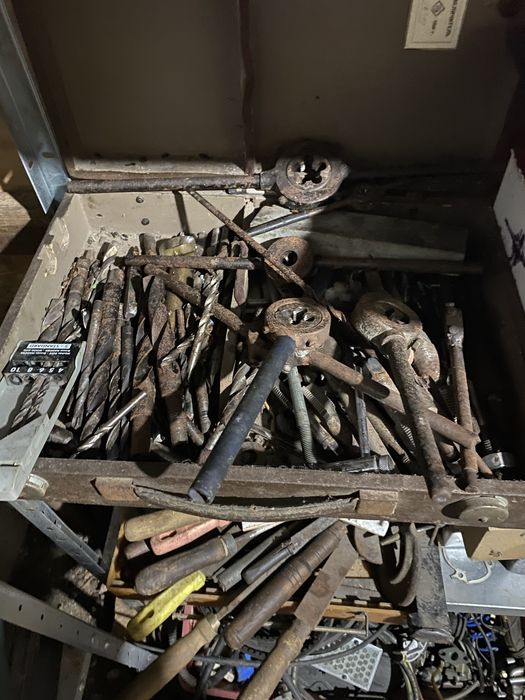 Инструменти