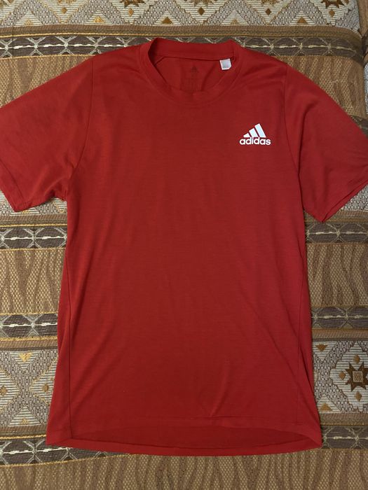 Adidas футболка