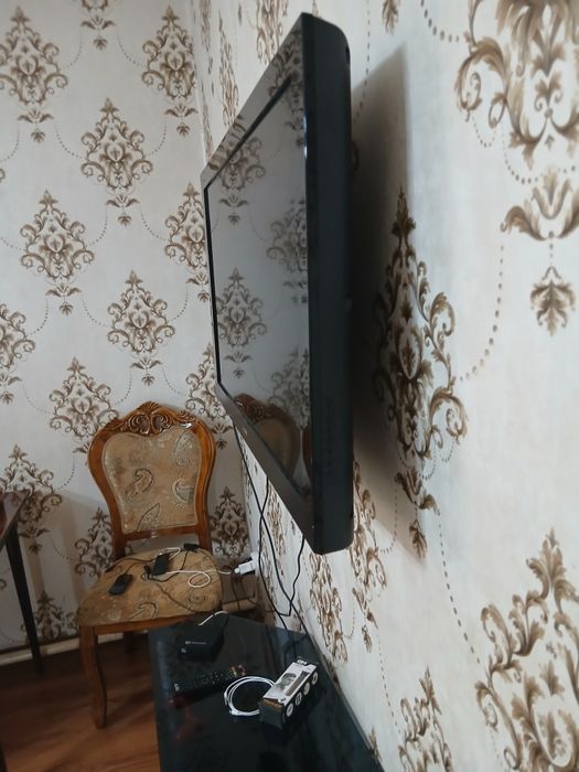 Продам телевизор