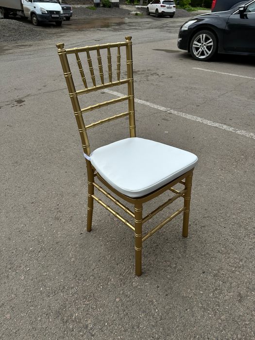 Продам стулья кьявари деревянные