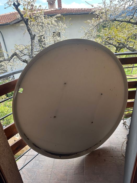 Сателитна чиния 120 см диаметър