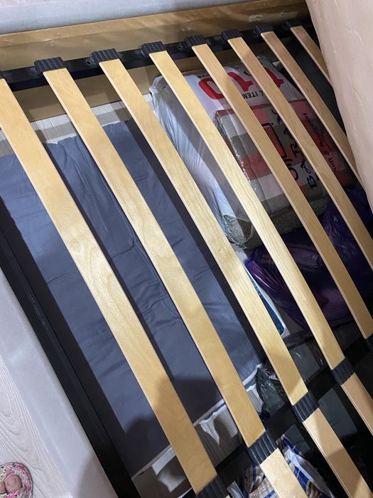 Продам кровать 180х200