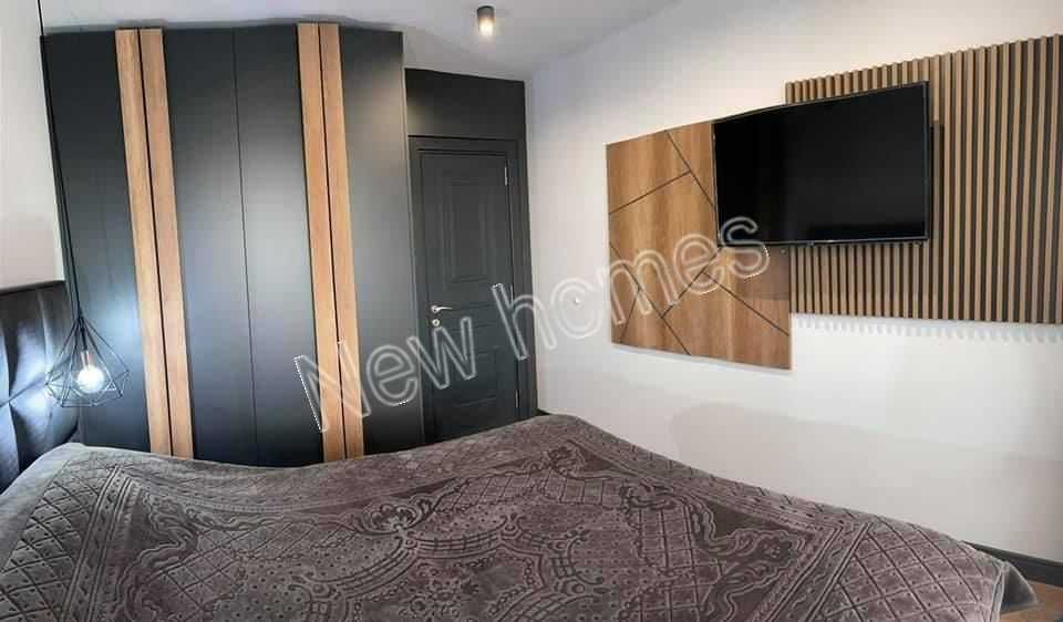 Продава се Двустаен апартамент в Пловдив, Каменица 1 - 74 кв.м за 2000 €/кв.м - Снимка #8