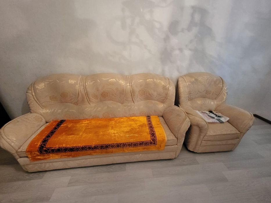 Продам диван из 3 частей