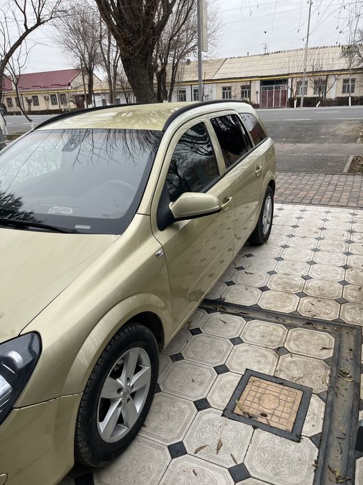 Opel Astra H 2005года