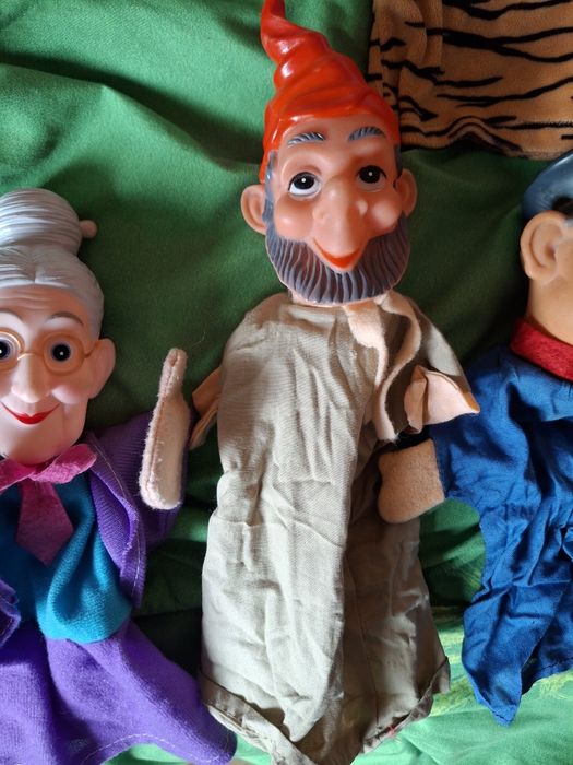 Енциклопедии, Мечо Пух, Барон Мюнхаузен,Как играят буквите,Мотовете,Марионетки