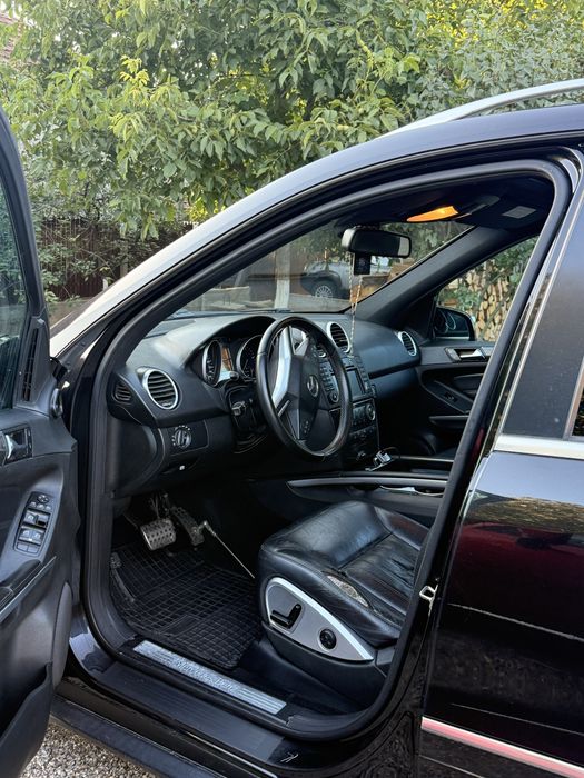 Mercedes ML 320