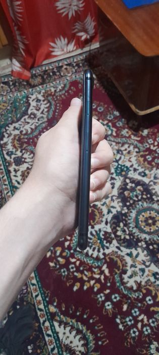 iPhone 7 32gb qora rangda