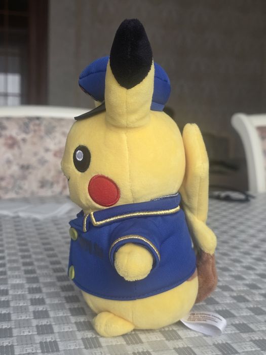 Игрушка Пикачю "Мастер Метро Станции"