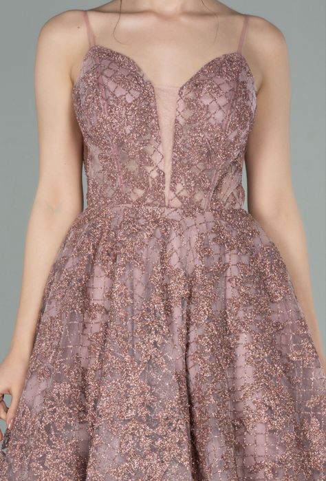 Официална рокля