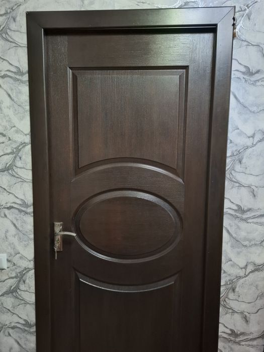 Межкомнатные МДФ двери б/у срочно продам