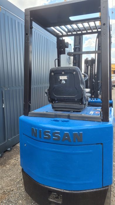 stivuitor electric 2.5 tone 5.5 m inaltime ridicare electrostivuitor nissan
