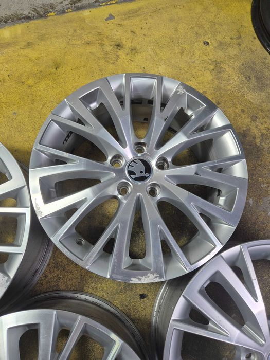 4 Jante Aliaj 5x112 17'' OEM Skoda Octavia Superb Karoq Kodiaq