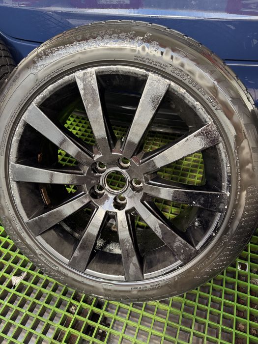 Set jante aliaj R19 5x108 ET49 + anvelope Falken Eurowinter HS02 Pro 225/55 R19 DOT 2025