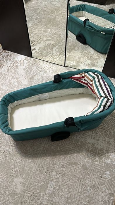 Продам коляску 3в1