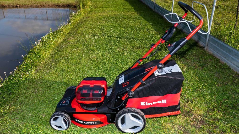 Mașină de tuns gazon / iarba Einhell GE-CM 36/47 Professional