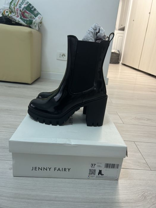 Ghete Dama Marimea 37