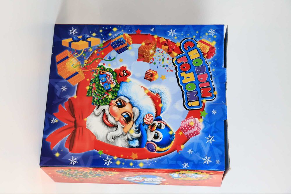 Коробки для новогодних подарков