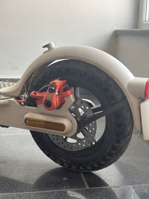 Xiaomi scooter 3 електрическа тротинетка