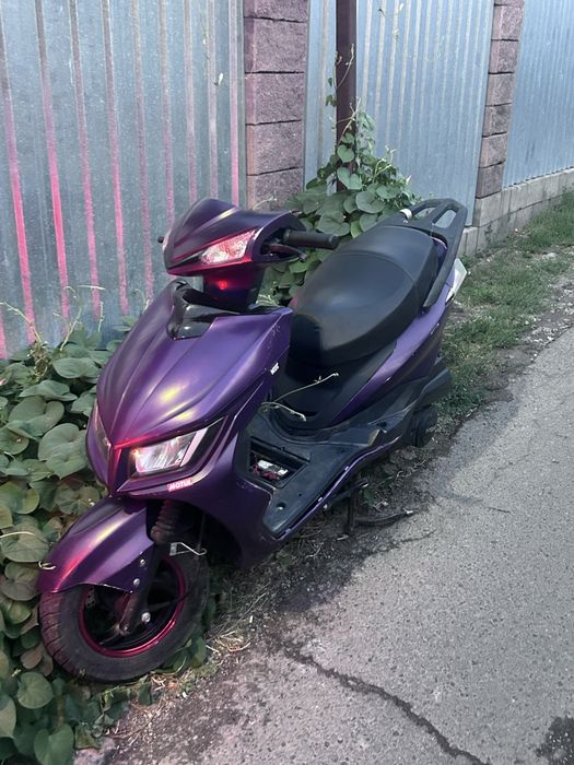 Продам м8 2 поколения