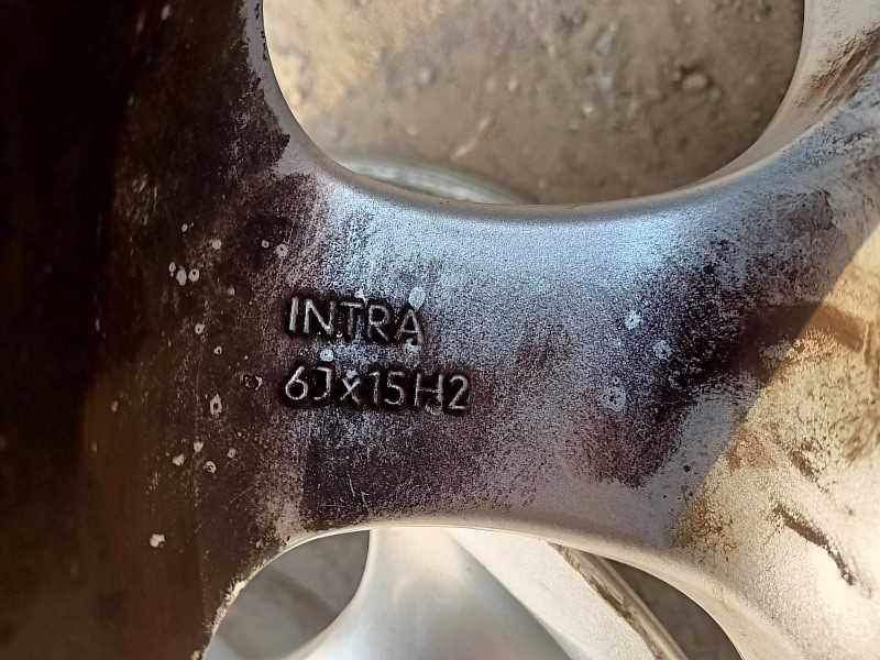 Продам оригинальные легкосплавные диски "Intra"