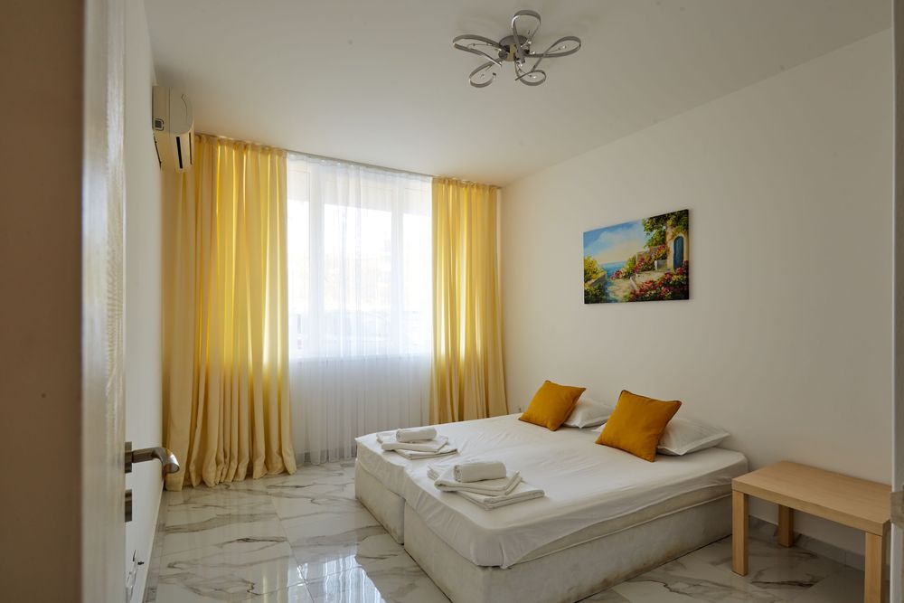 Дава се под наем Тристаен апартамент в с. Равда, Област Бургас - 130 кв.м за 2295 € - Снимка #14