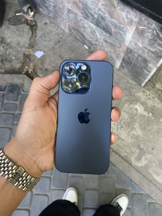 iPhone 15 pro 128gb